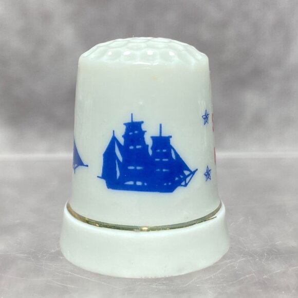 Vintage San Francisco Souvenir Thimble With Blue Ship and Red Text Porcelain - Picture 3 of 7